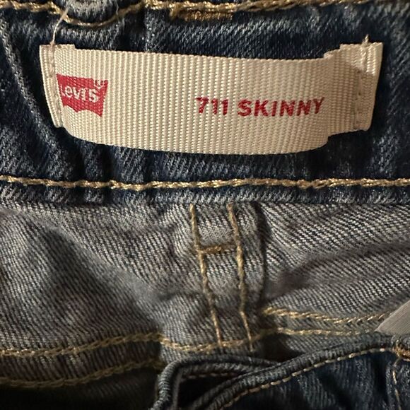 Levi’s Girls 711 Skinny Destructed Jeans - Size 8 - Picture 5 of 9